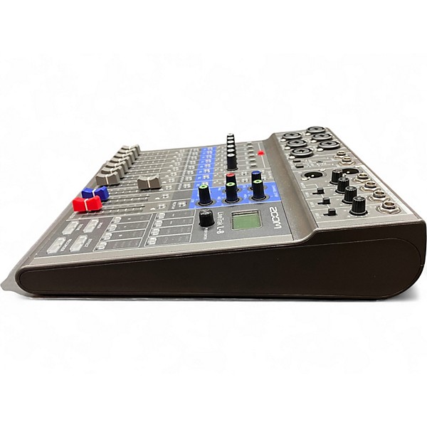 Used Zoom Livetrak L8 Powered Mixer