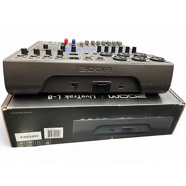 Used Zoom Livetrak L8 Powered Mixer