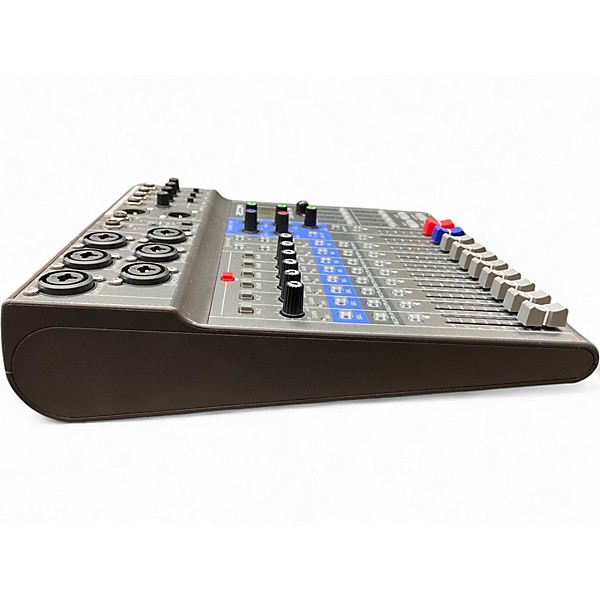 Used Zoom Livetrak L8 Powered Mixer