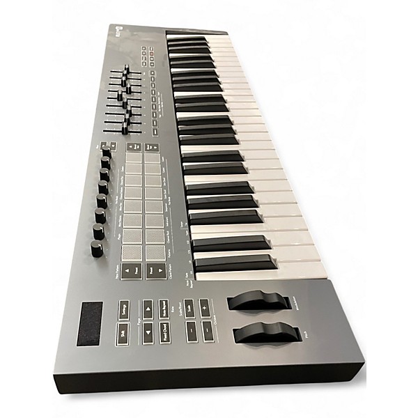 Novation FLKEY49 MIDIキーボード Novation FLkey 49 MIDI Keyboard for FL Studio | Music & Arts