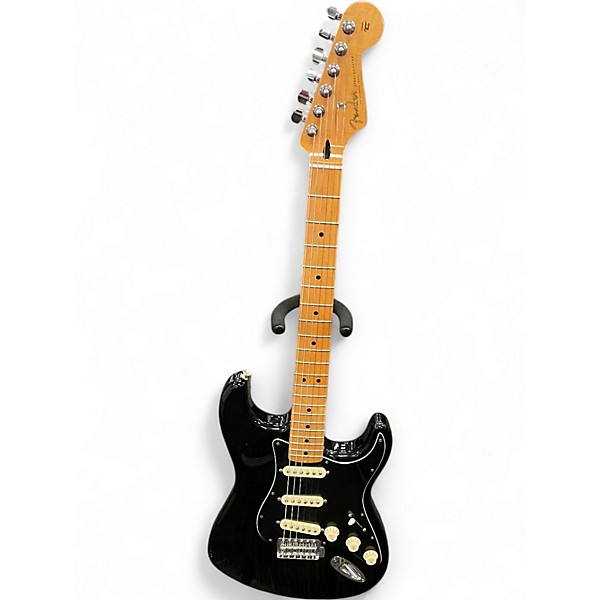 Used Fender player series stratocaster black Solid Body Electric Guitar