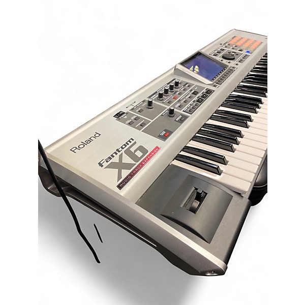 Used Roland Fantom X6 Keyboard Workstation