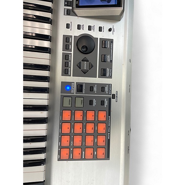 Used Roland Fantom X6 Keyboard Workstation
