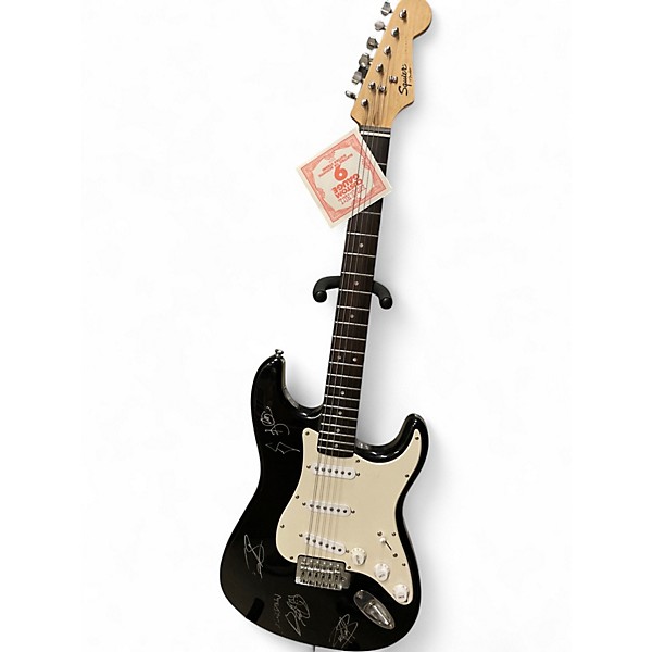 Squier  Bullet Strat  ブラック Fender® Squier Bullet Series Strat Electric Guitar Black