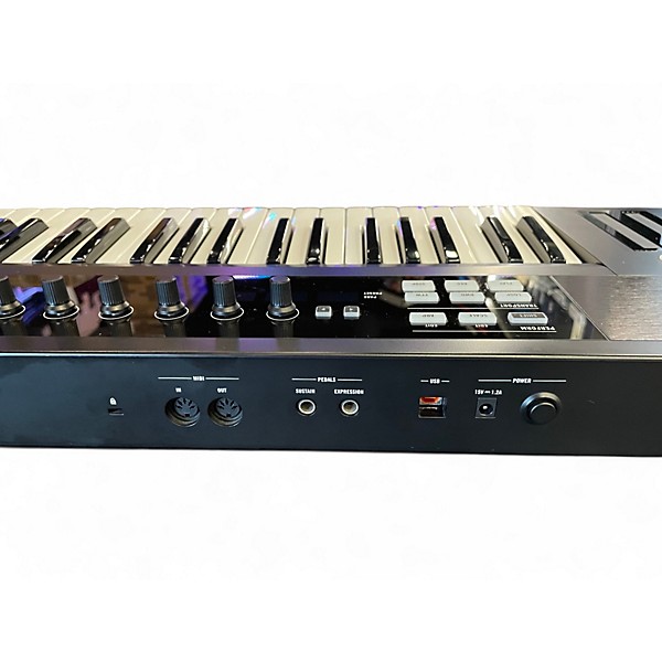 Used Native Instruments Komplete Kontrol S49 MIDI Controller