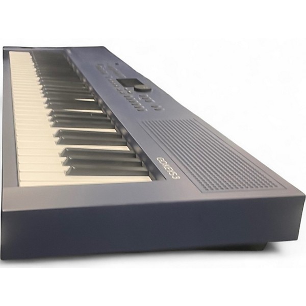 Used Roland GO:kEYS Digital Piano