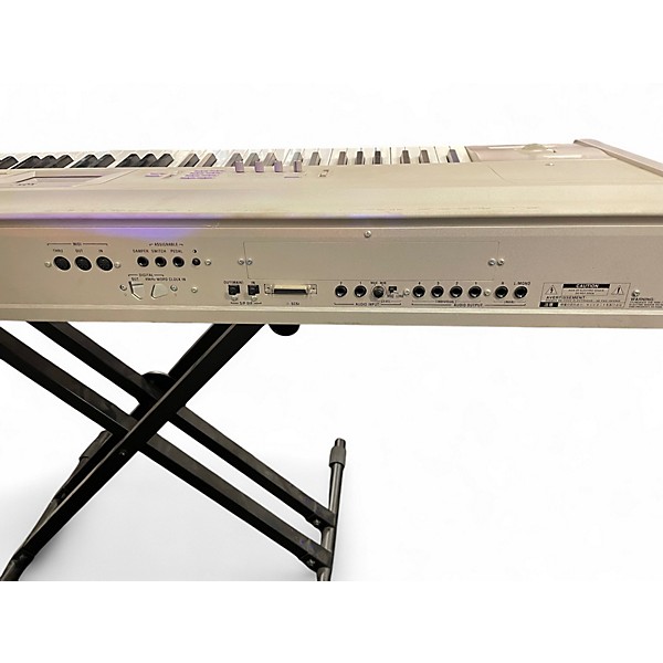 Used KORG Triton Studio 88 Key Keyboard Workstation