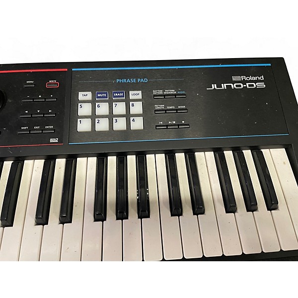 Used Roland Juno DS61 Keyboard Workstation