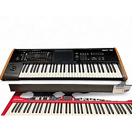 Used KORG Kronos X61 61 Key Keyboard Workstation