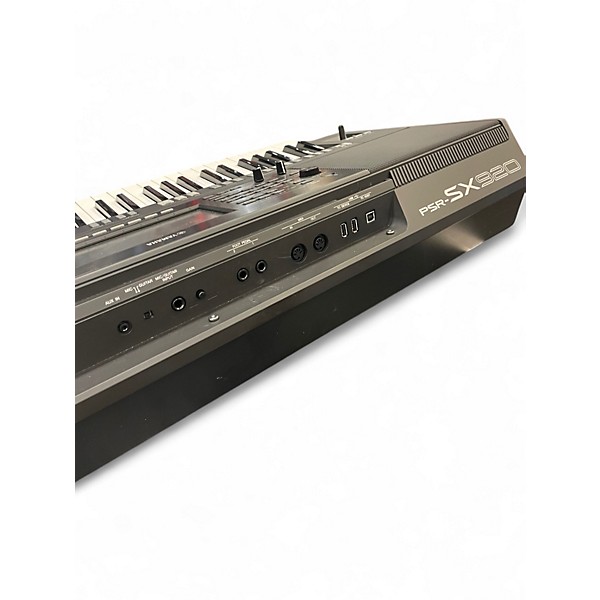 Used Yamaha psr sx 920 Arranger Keyboard