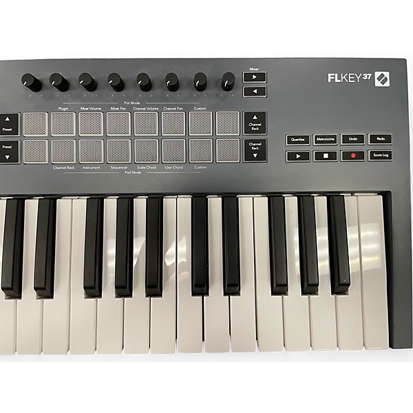 novation FLKEY 37 MIDIキーボード Novation FLKEY-37 37 Key MIDI Keyboard for FL Studio | Full