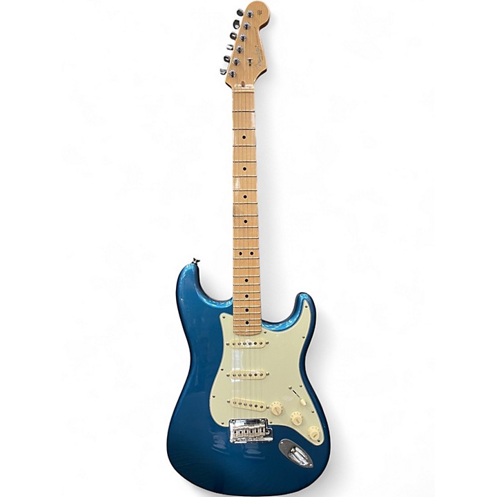 Used Fender American Professional Stratocaster SSS Lake