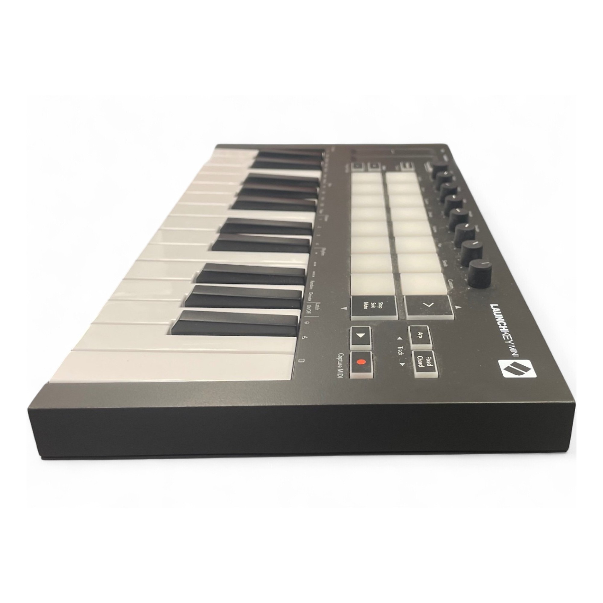 Used Novation launchkey mini mk3 MIDI Controller | Guitar Center