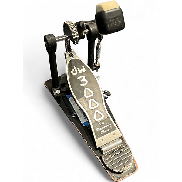 Used DW 3000 Series Single Single Bass Drum Pedal
