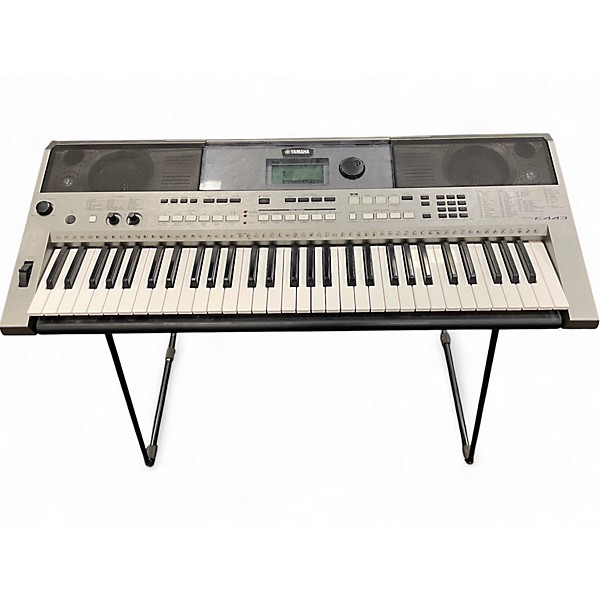 Yamaha PSR-E443 ポータブルキーボード ヤマハ | PSR-E443 - ポータブルキーボード - 概要