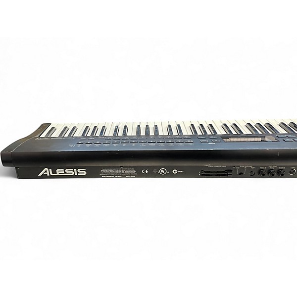 Used Alesis qs71 Digital Piano