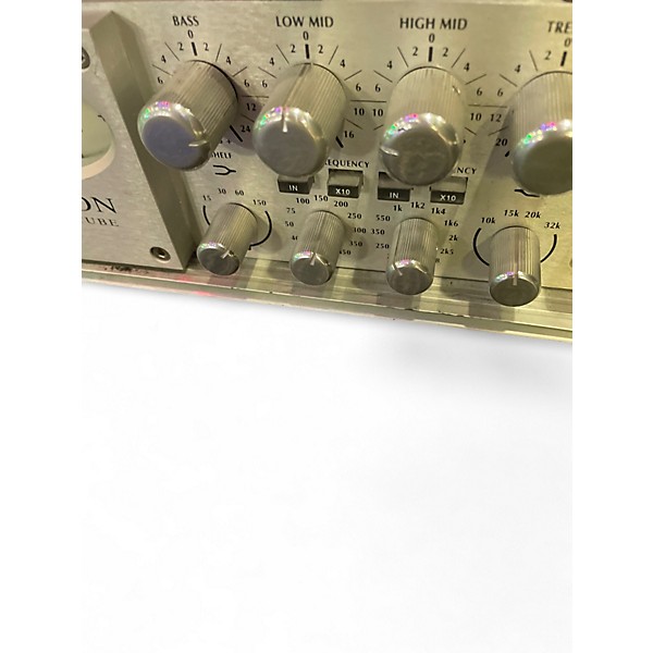 Used Avalon VT737SP Class A Mono Tube Microphone Preamp