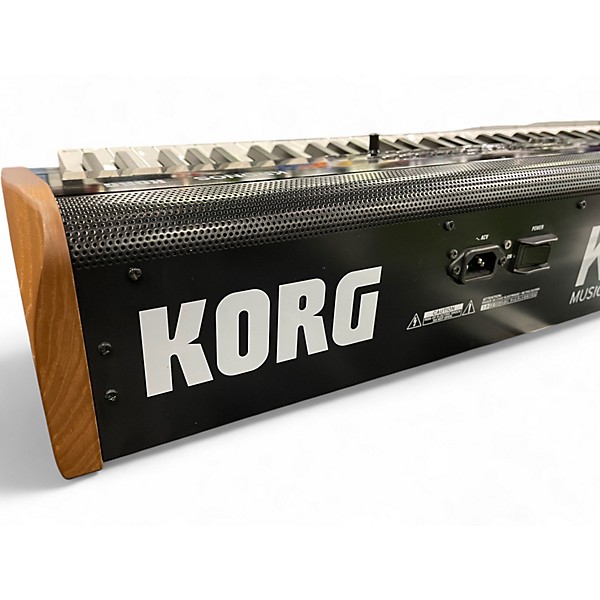 Used KORG KRONOS 2 73 Keyboard Workstation