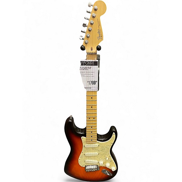 Vintage 1994 Fender Deluxe Strat Plus Sunburst Solid Body Electric Guitar
