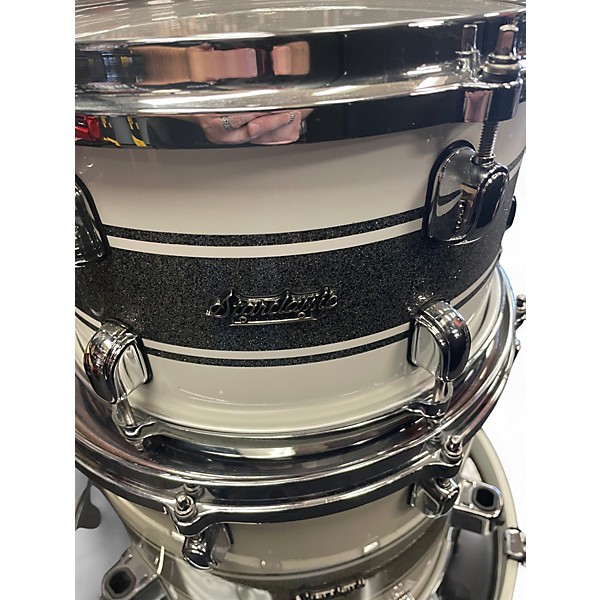 Used TAMA 3 Piece Starclassic Silver Snow Racing Stripe Drum Kit