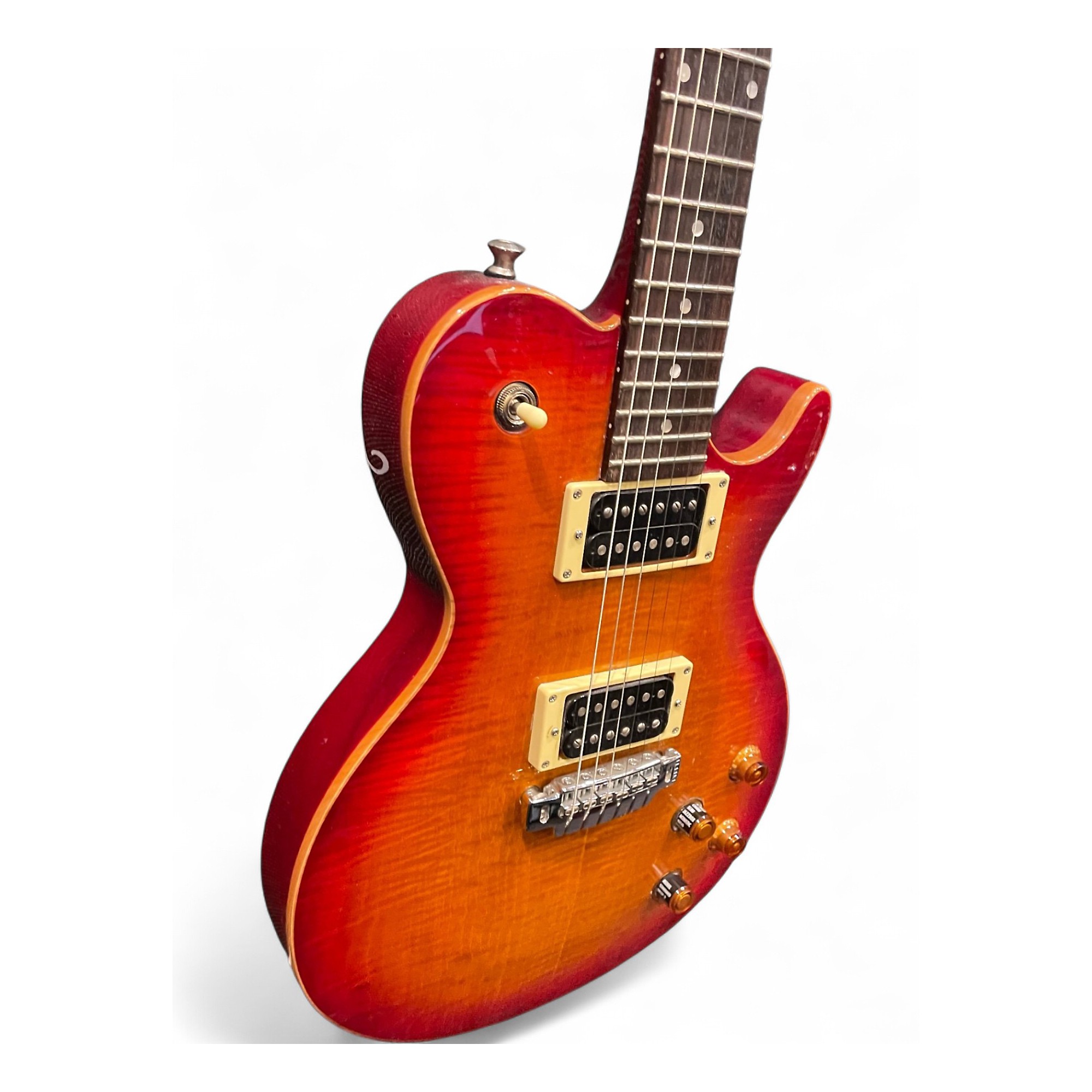 Used Line 6 JTV59 James Tyler Variax Cherry Sunburst Solid