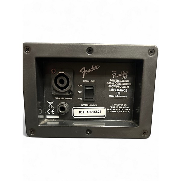 Used Fender RUMBLE 115 Bass Cabinet