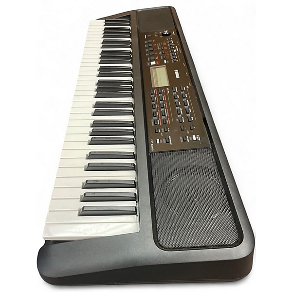 Used Yamaha PSRE383 Portable Keyboard