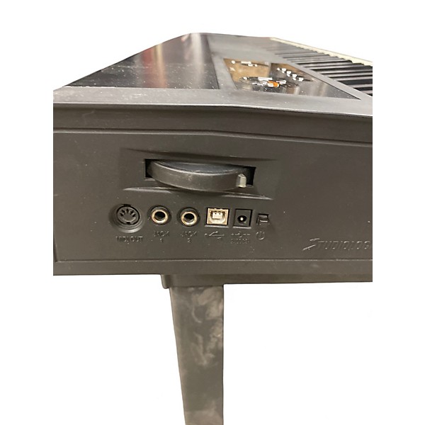 Used Studiologic Numa 