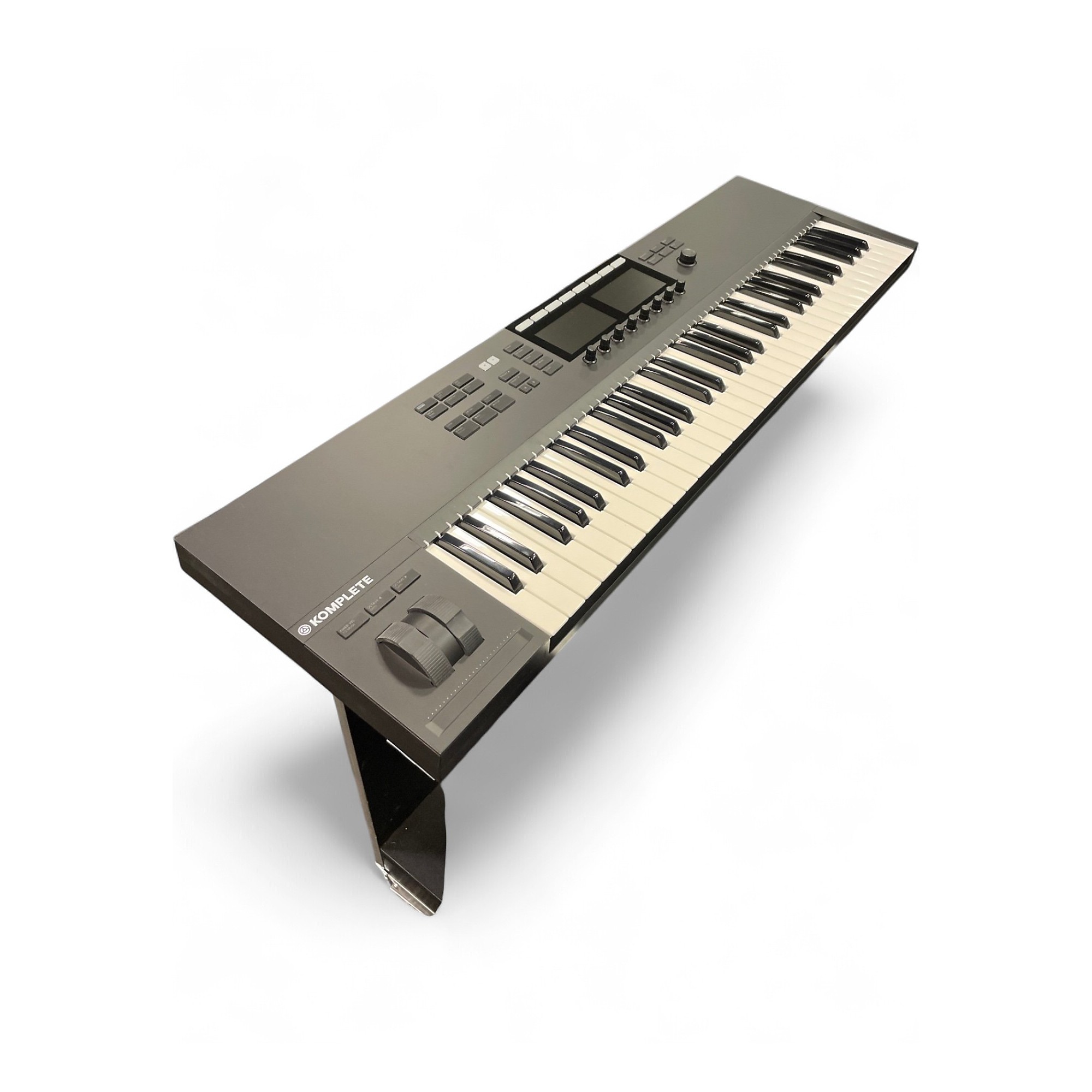 Used Native Instruments Komplete Kontrol S61 MK2 MIDI