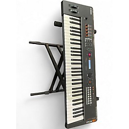 Used Yamaha MX61 61 Key Keyboard Workstation