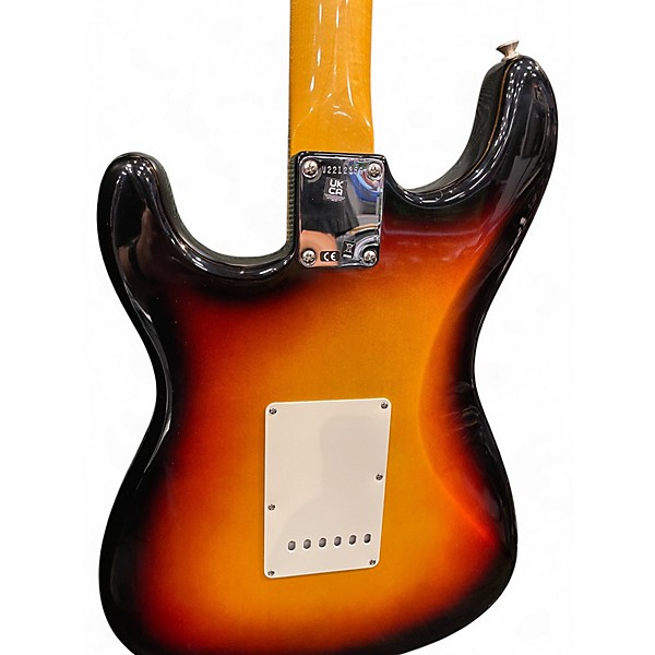 Used Fender AMERICAN VINTAGE II 1961 STRATOCASTER 3 Tone Sunburst Solid Body Electric Guitar