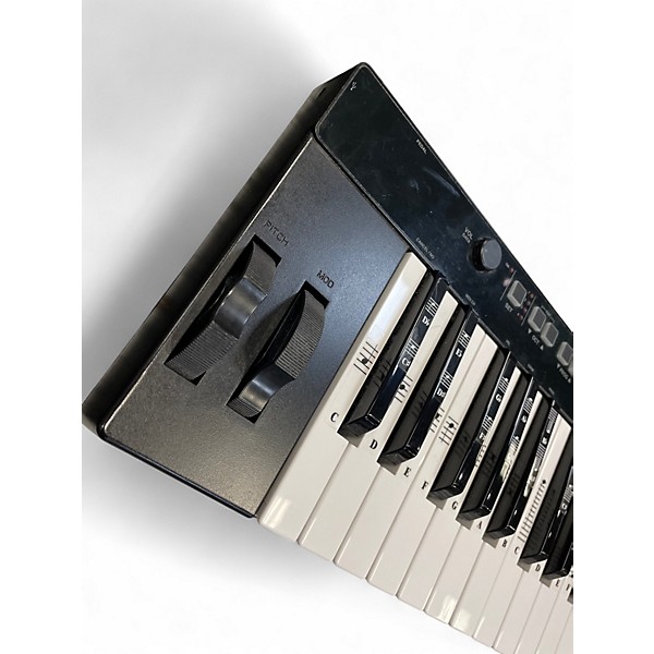 Used IK Multimedia iRigKEYS 37PRO MIDI Controller