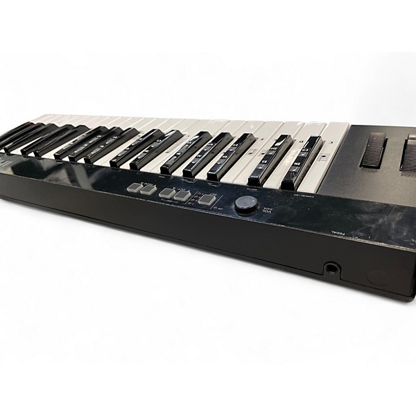 Used IK Multimedia iRigKEYS 37PRO MIDI Controller