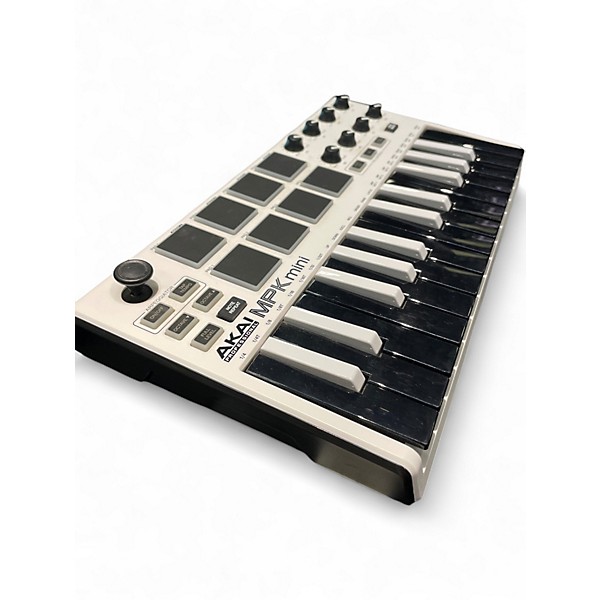 Used Akai Professional MPK Mini MIDI Controller | Guitar Center