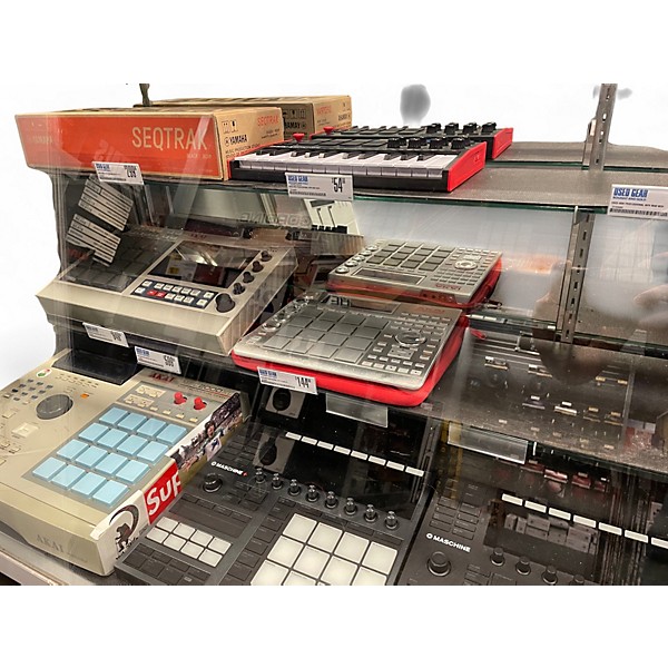 Used Akai Professional MPD218 MIDI Controller