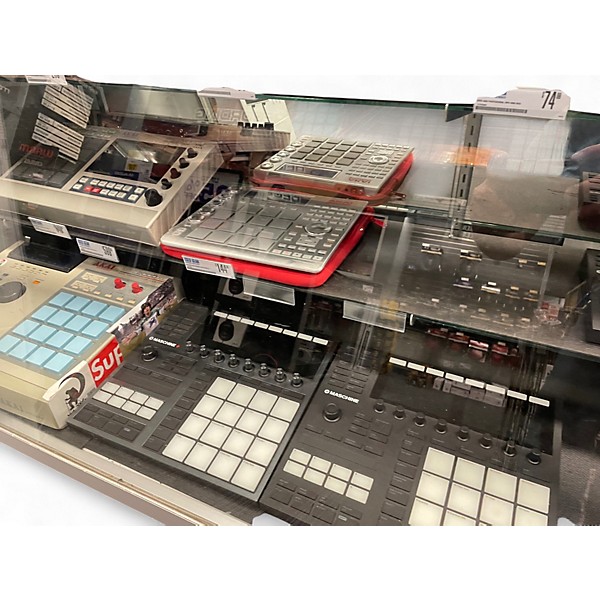 Used Akai Professional MPD218 MIDI Controller