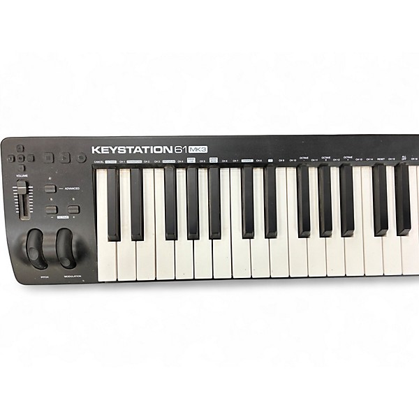 Used 2023 M-Audio Keystation 61ES MKIII Keyboard Workstation