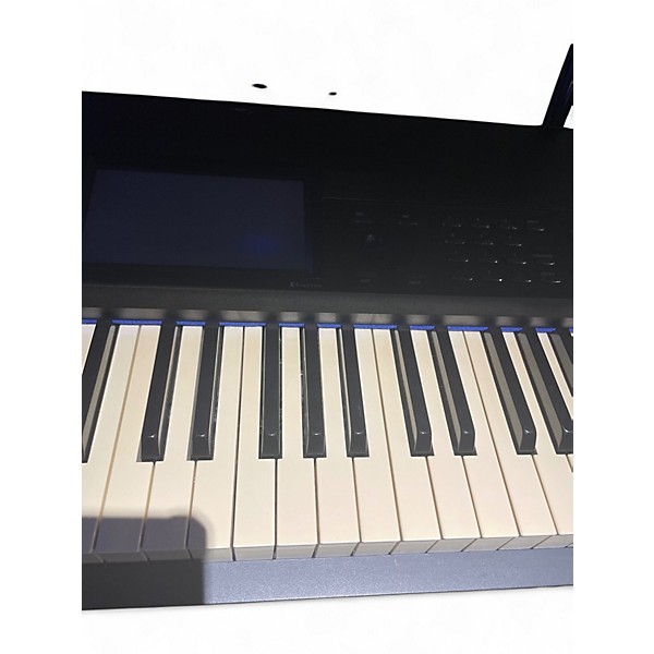 Used KORG Krome 88 Key Keyboard Workstation