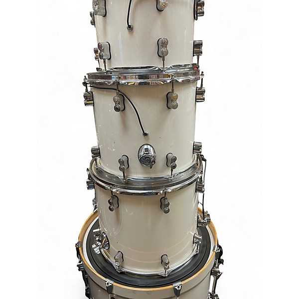 Used PDP by DW 7 Piece Concept Series WHITE PEARLESCENT Drum Kit