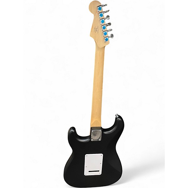 ギター Squier Standard Stratocaster BLK Squier Standard Stratocaster Black and Chrome | Reverb