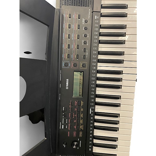 Used Yamaha PSR E273