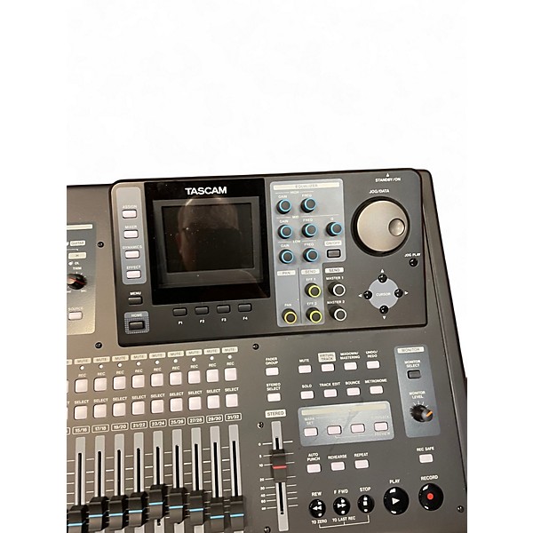 Used TASCAM PortaStudio DP-32SD