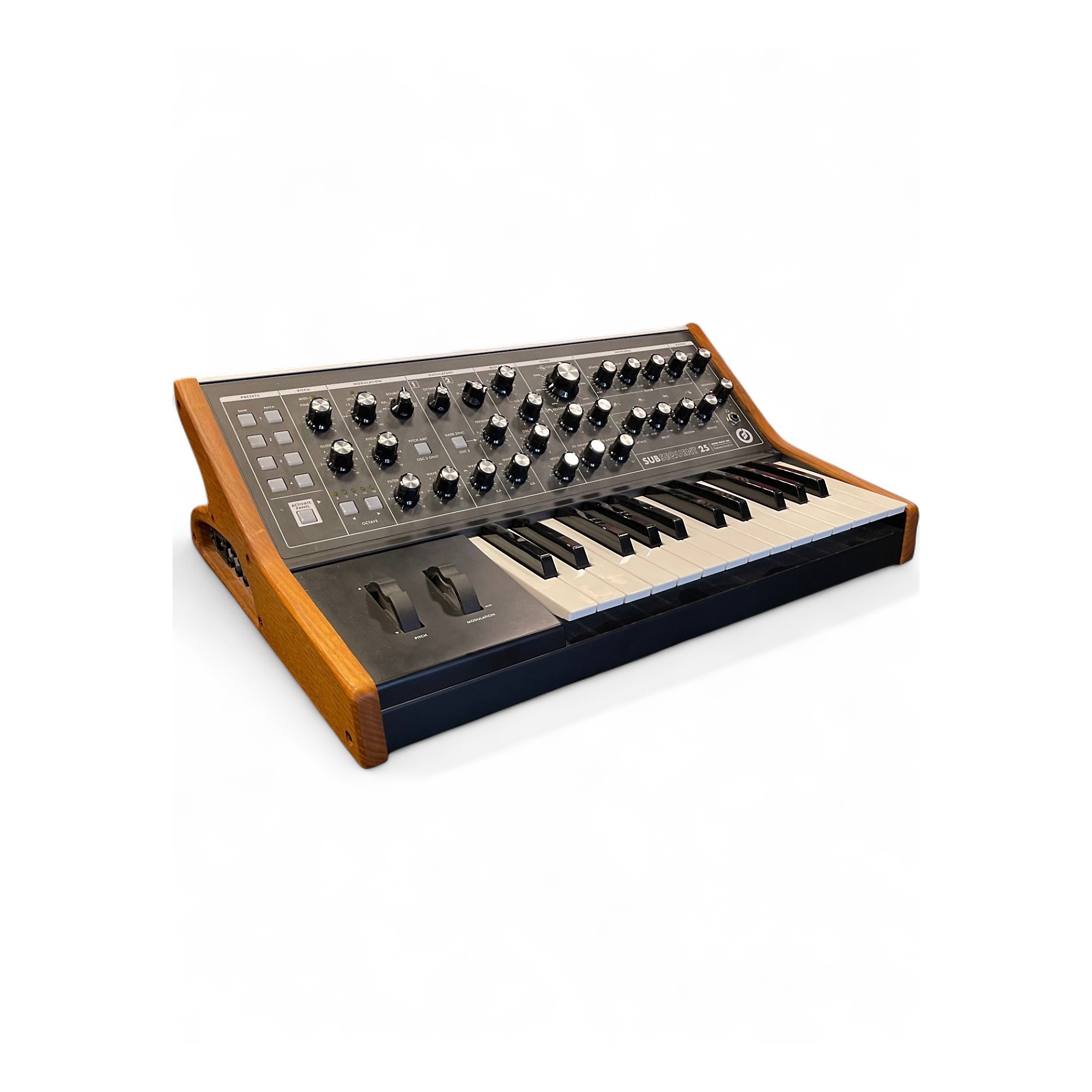 Used Moog SUBSEQUENT 25 Synthesizer | Guitar Center