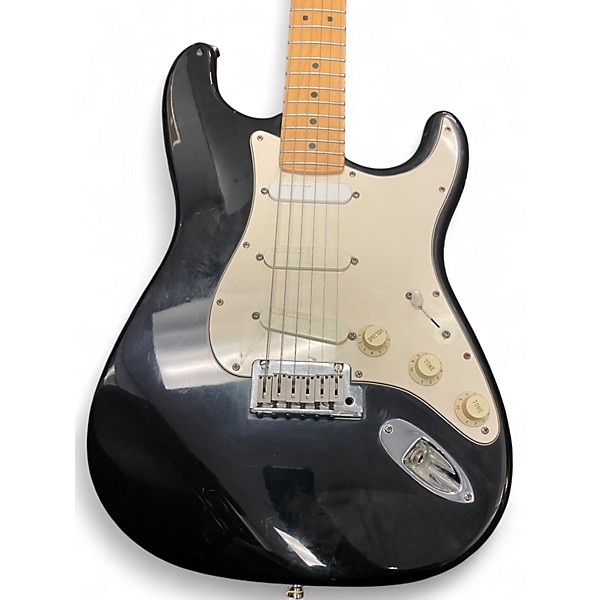 Used 1993 Fender AMERICAN STRATOCASTER PLUS Black Solid Body Electric Guitar
