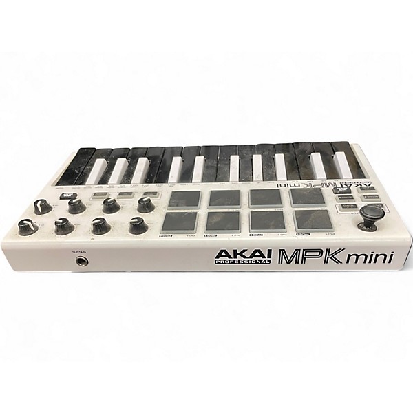 売れ切れゴメン価格！AKAI MPK mini MIDIコントローラー Used Akai Professional MPK Mini MIDI Controller | Guitar Center