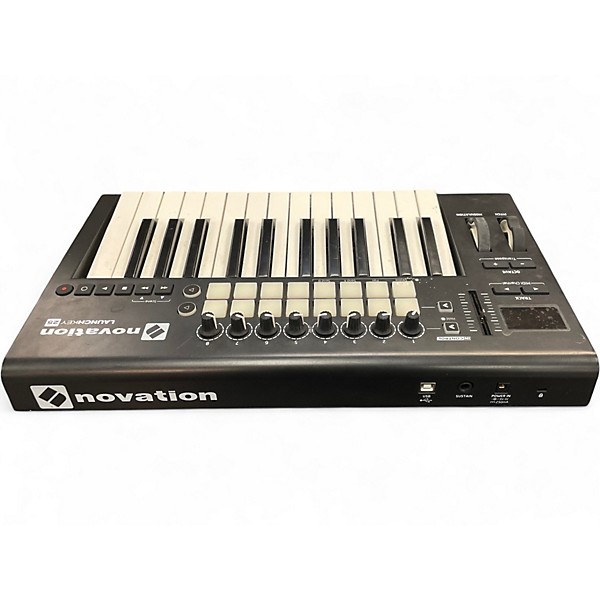 Used Novation Launchkey 25 Key MIDI Controller