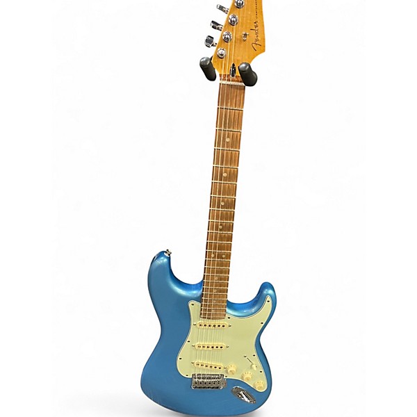 ギター Fender STRATOCASTER PLAYER PLUS OLP Fender Player Plus Stratocaster Olympic Pearl - Willcutt Guitars