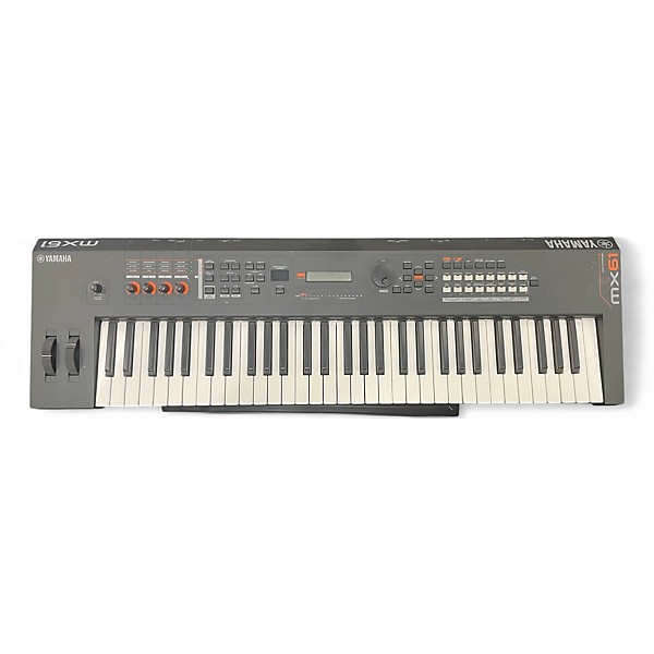 Used Yamaha MX61 61 Key Keyboard Workstation