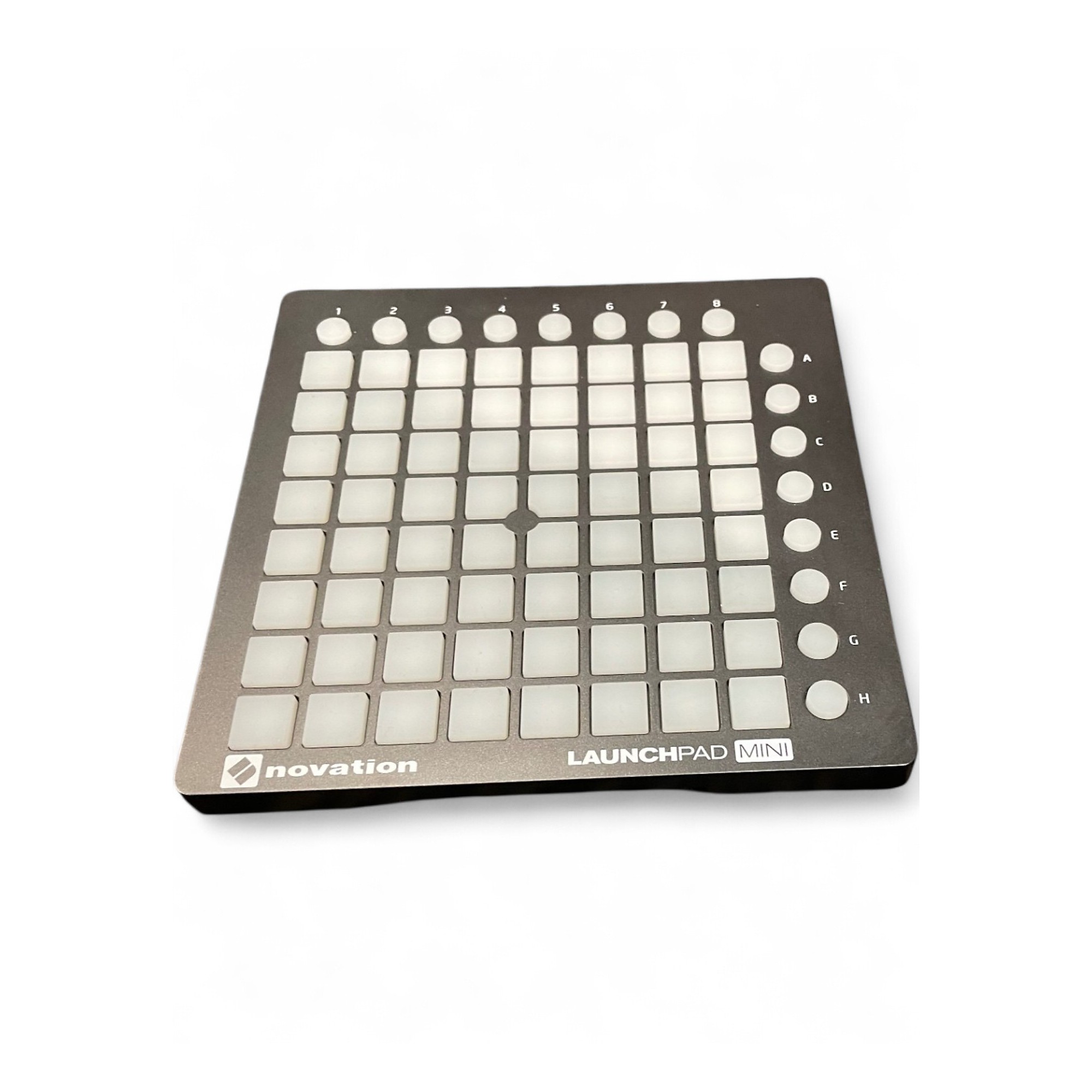 Used Novation Launchpad Mini MIDI Controller | Guitar Center