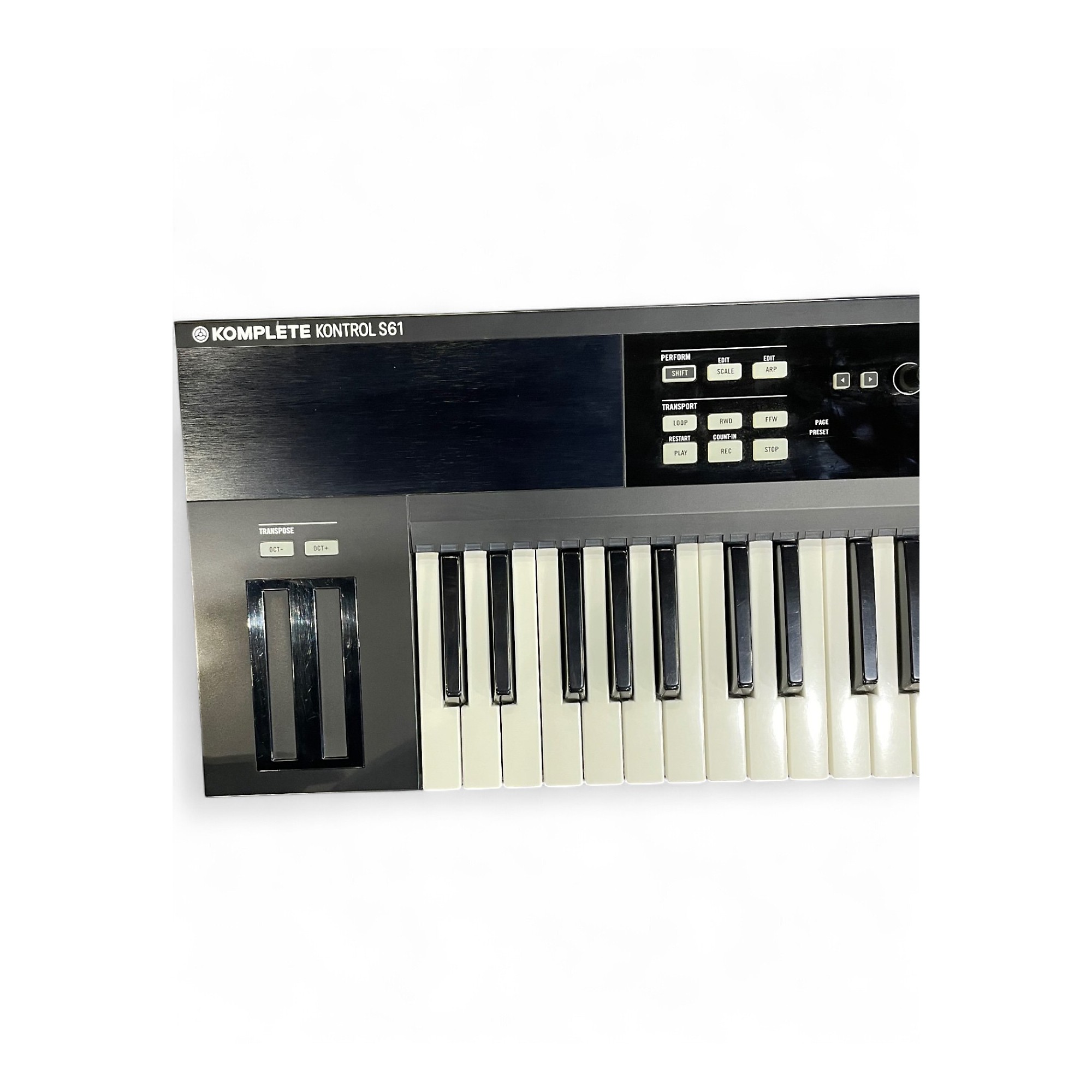 美品 KOMPLETE KONTROL S61 Amazon.com: Native Instruments S-Series Komplete Kontrol S61